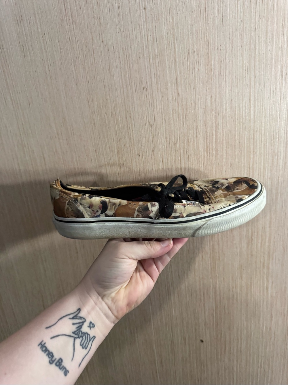 Women’s Vans Cat-Print Low-Top Sneakers in Multi Brown and Black Size 11 - Picture 3 of 8